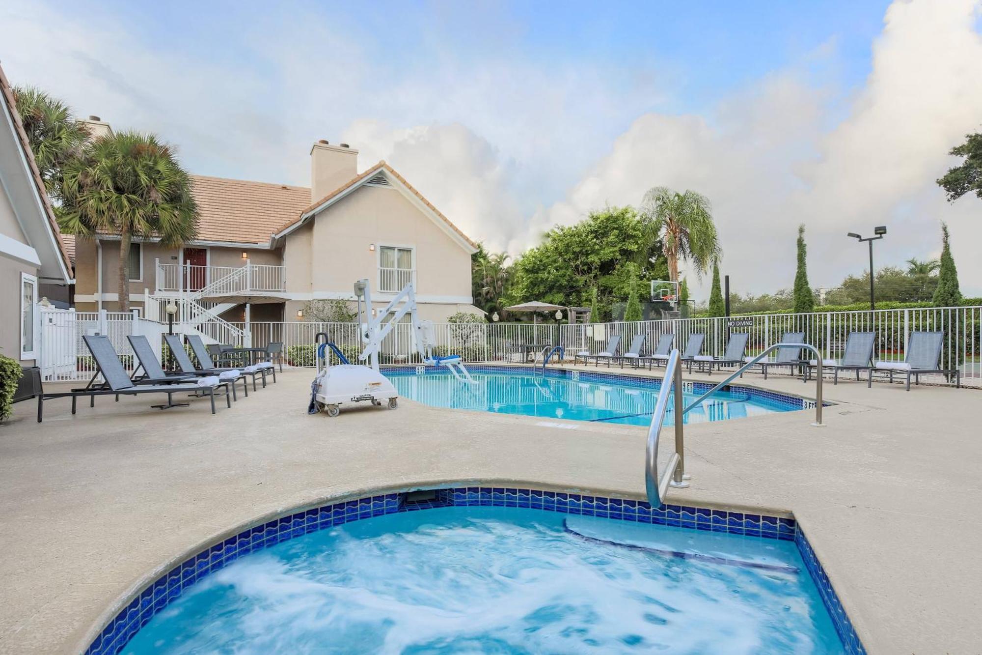Residence Inn Boca Raton Eksteriør billede